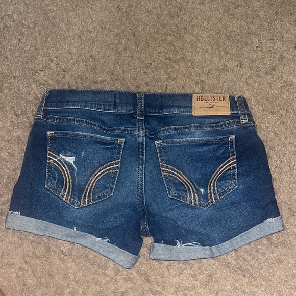 Hollister Denim Shorts - Picture 4 of 8